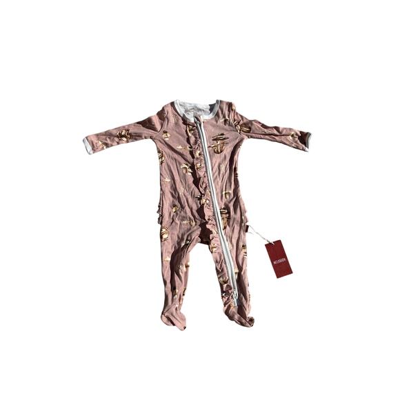 MILKBARN mushroom onesie size 6-9 months NWT - Picture 1 of 3